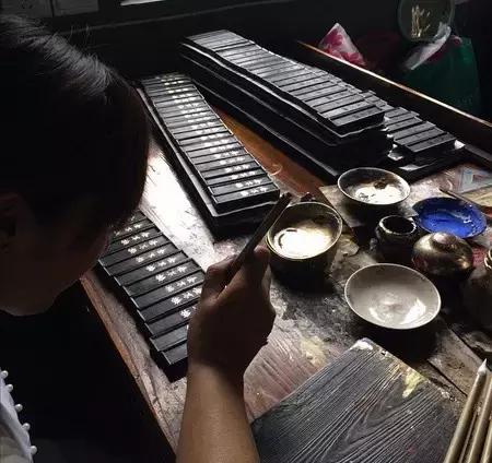 原来毛笔是这样做出来的,原来红木是这样做出来的