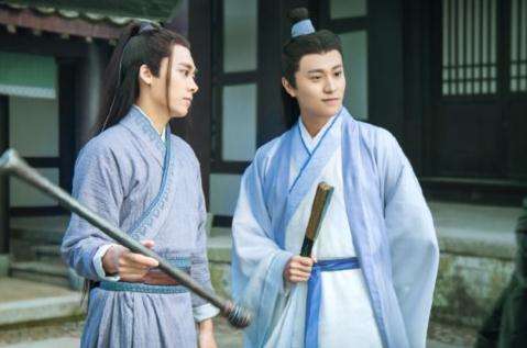 春蚕到死丝方尽蜡炬成灰泪始干这两句诗到底是什么意思