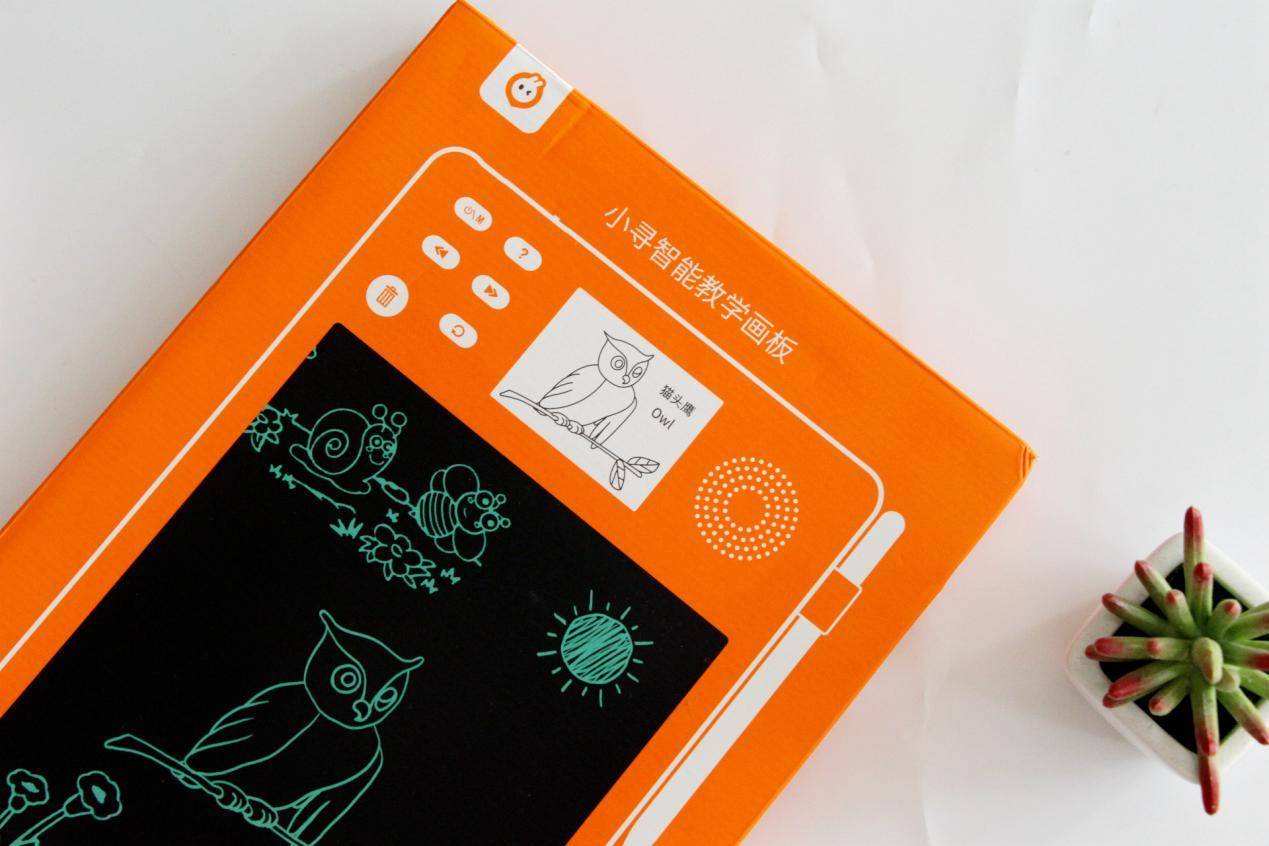 小寻智能画板哪个款功能更多,小寻画板和tintzone