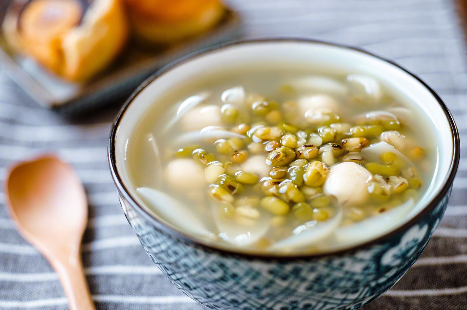 夏季常备绿豆汤,怎样煮才能好喝又去火,把握这个时间刚刚好