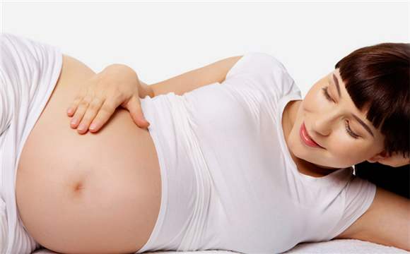 孕中期肚子感觉抽筋怎么回事,孕中期起床肚子抽筋咋回事