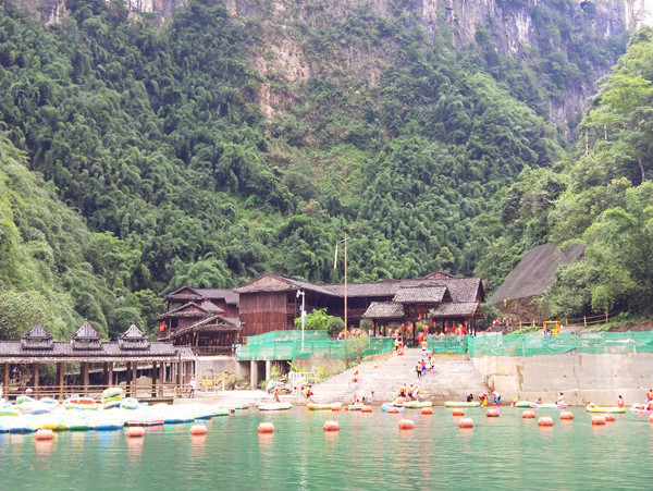 彭水阿依河旅游路线,重庆彭水阿依河漂流双人行攻略