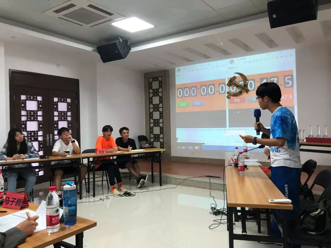 越秀中学测试赛,辩论赛唇枪舌战针锋相对