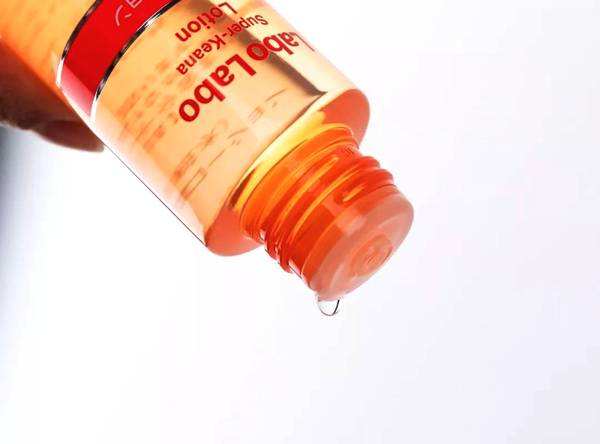 缩小毛孔怎么护肤最好使,缩毛孔洗脸方法教程