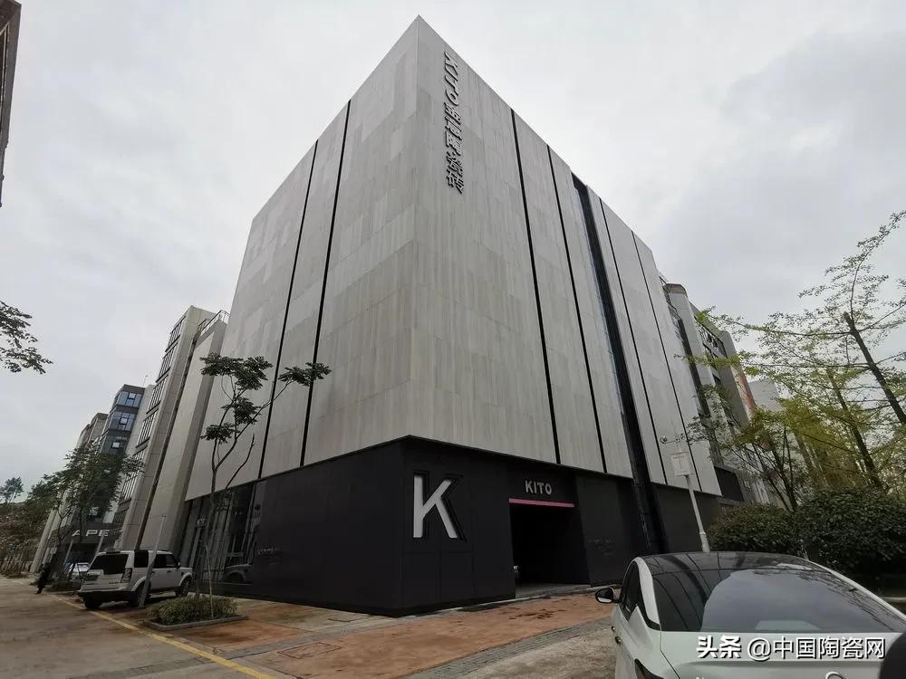 做瓷砖设计师的前景,现在做瓷砖经销商还有前途吗