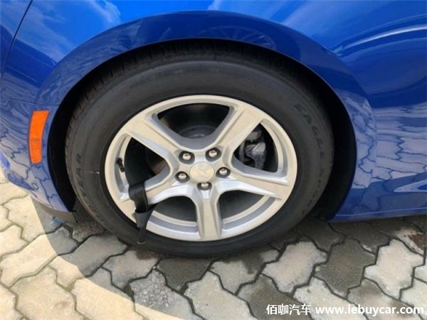 雪佛兰科迈罗大黄蜂经典款,雪佛兰科迈罗大黄蜂最新款