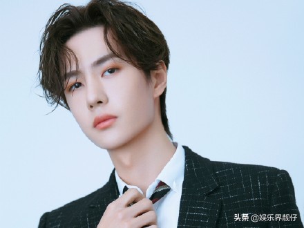 为什么王一博那么受成年人喜欢,王一博为什么受欢迎