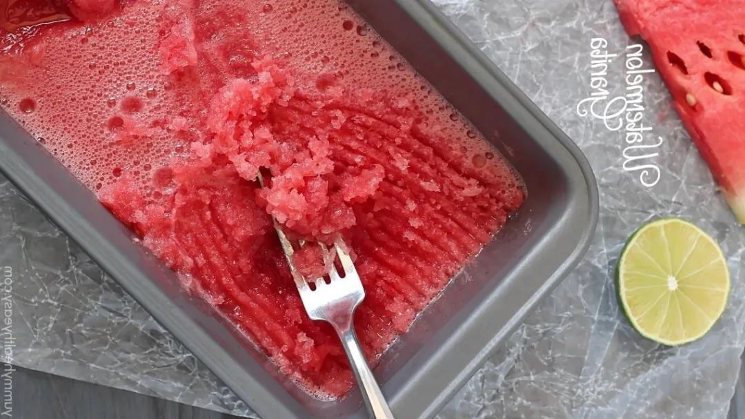 不用刨冰机就可以弄出来的冰沙,没有刨冰机怎么快速刨冰