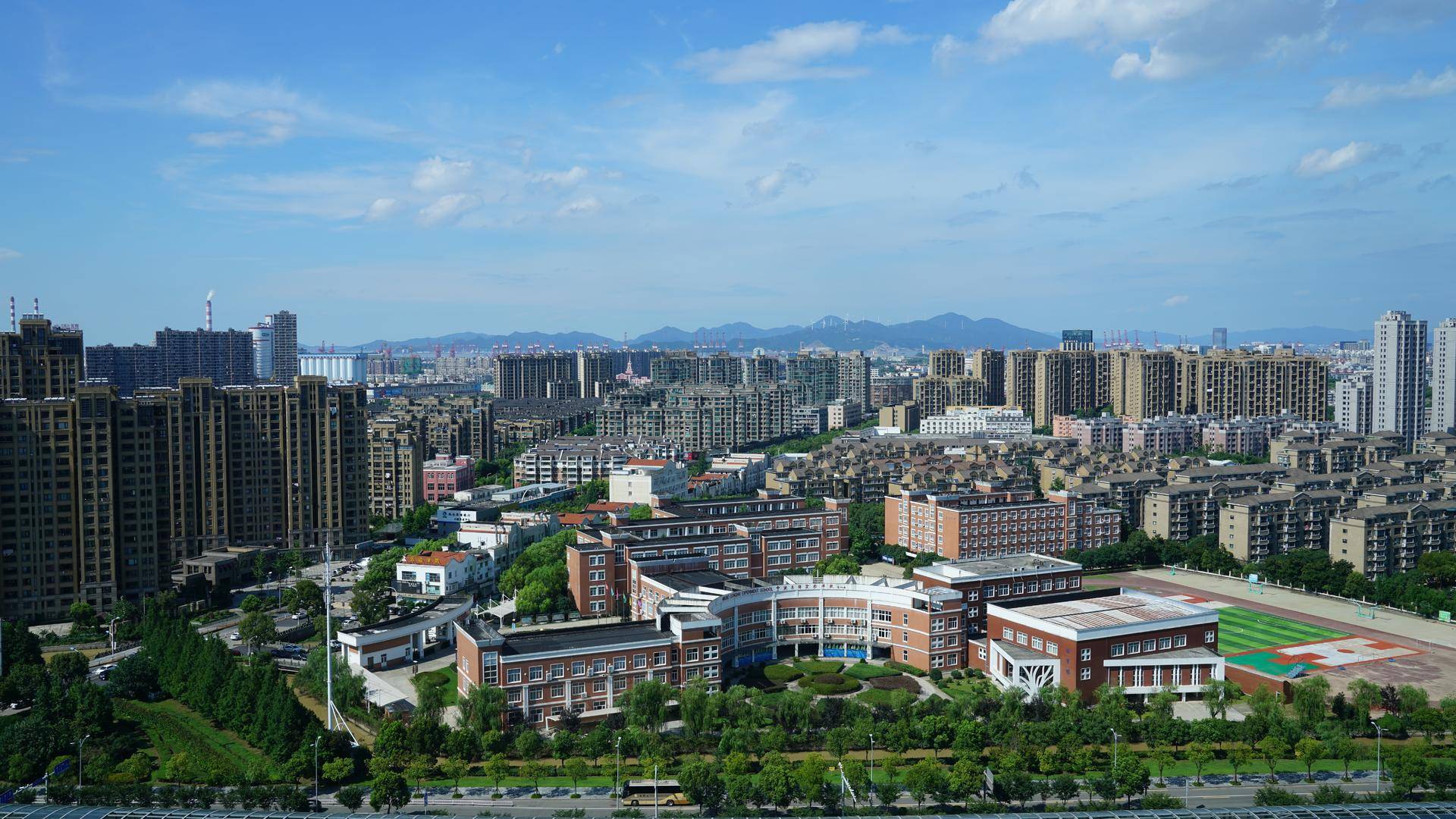 宽屏显示器2k,2k144hz广色域显示器推荐