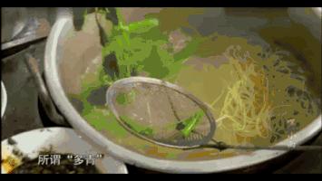 来重庆一定要吃正宗的重庆小面,为什么重庆人天天吃面还不胖