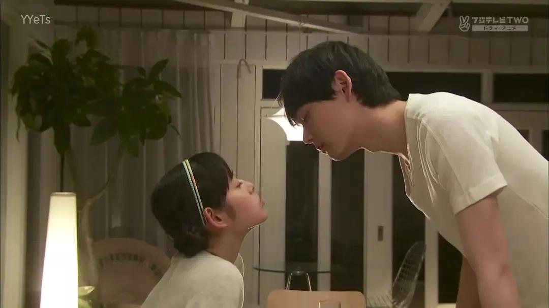 教你一招让女生主动吻你,女生怎么做才可以让男生心动