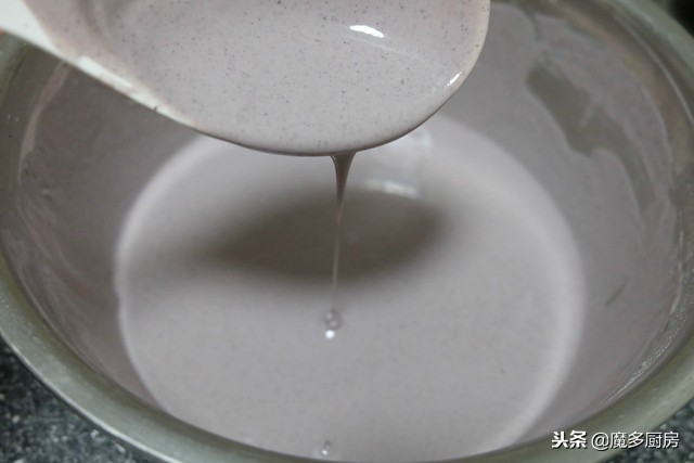 教你煎饼果子的做法,色香味俱全的煎饼果子