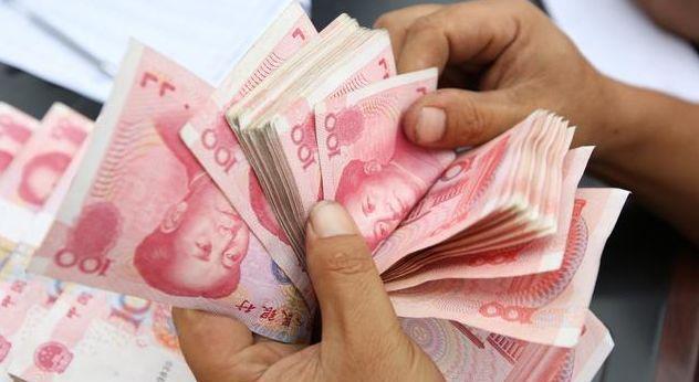 花呗共欠2000一个月多少钱,花呗欠钱信用卡可以申请吗