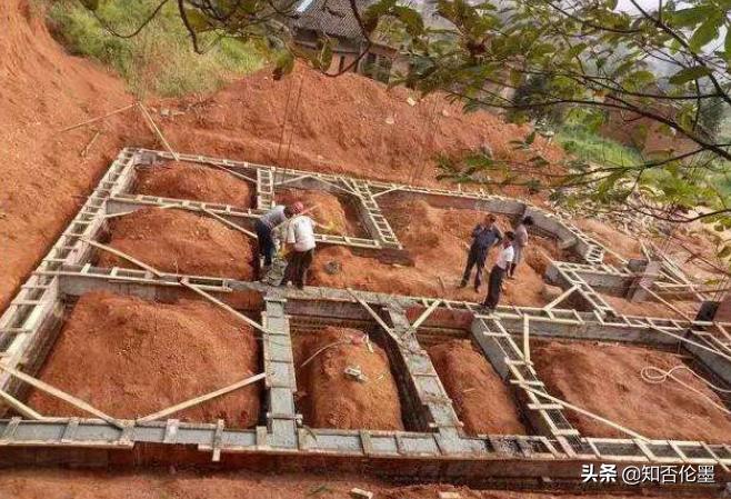 盖房地梁和地圈梁都必须做吗,农村建房地圈梁的如何做最稳固