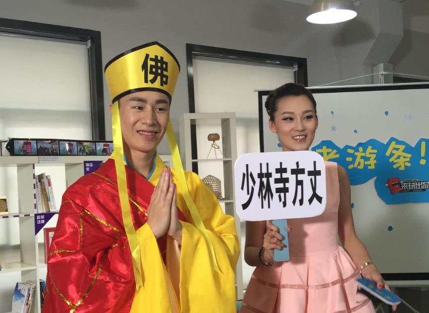 DOTA2:马甲直播带妹健身,老婆不但没生气还做起生意!