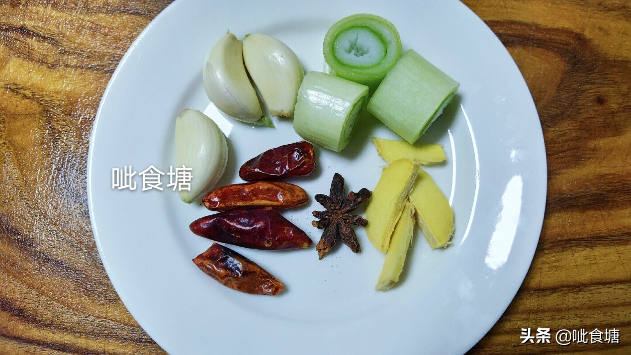 煎黄花鱼最正确的方法,煎鱼容易破皮怎么办