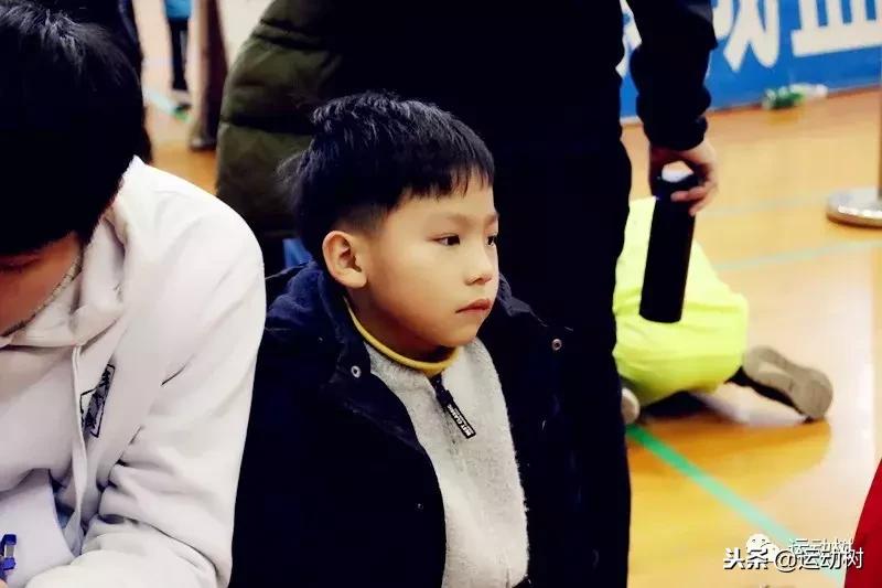 中国篮球名宿走进学校,中国篮球名宿26分