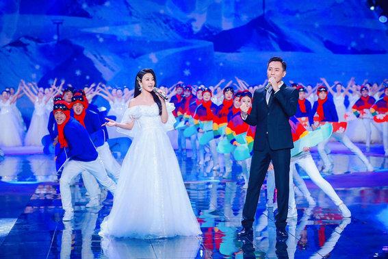 小霓娜图片,安娜和诺一霓娜