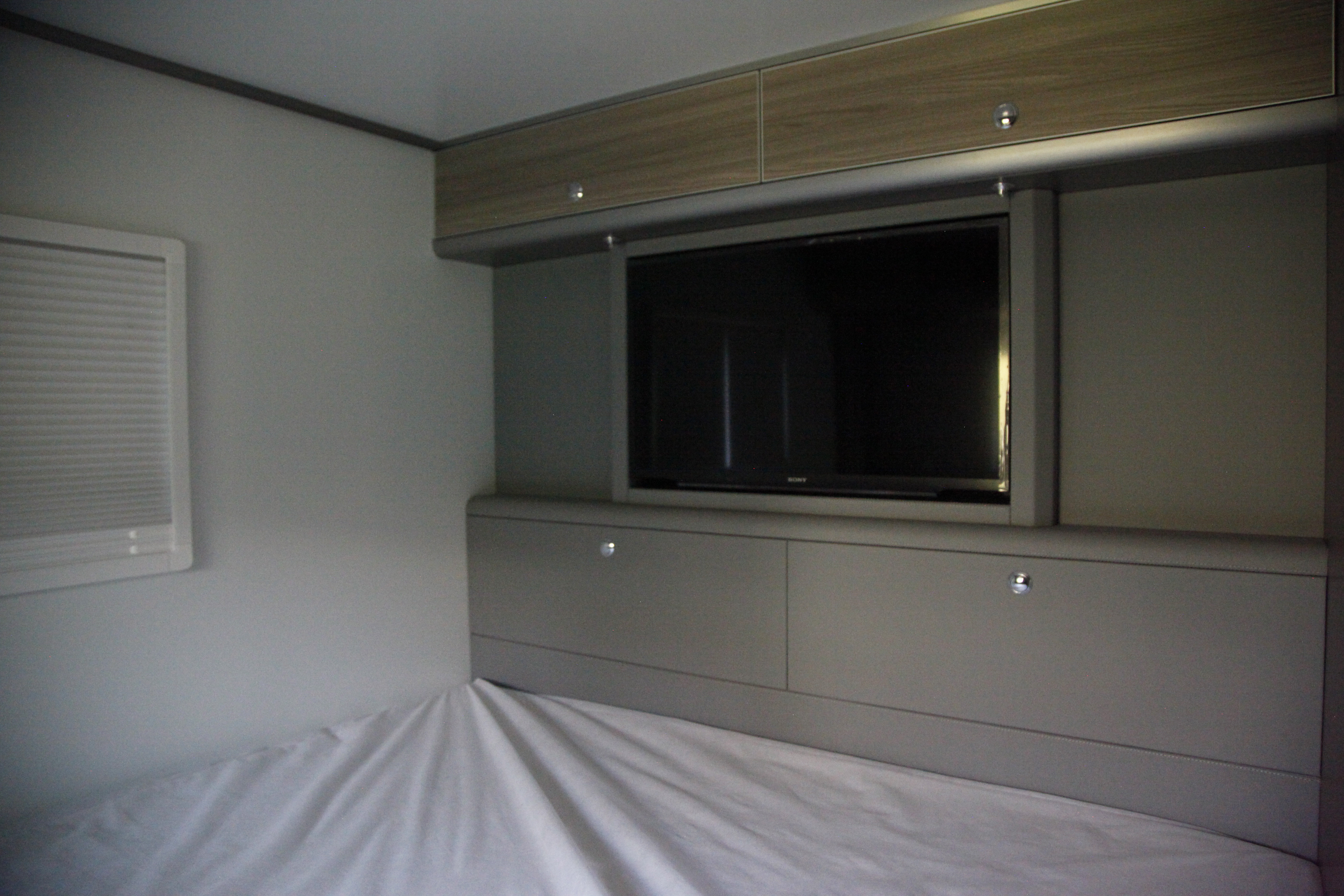 越野强劲王者，独栋别墅享受，阿莫迪罗曼8x8征服你了吗？