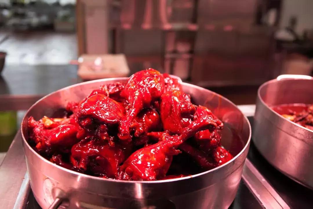 叫醒你的不是闹钟是给孩子做饭,清晨叫醒你的不是闹钟