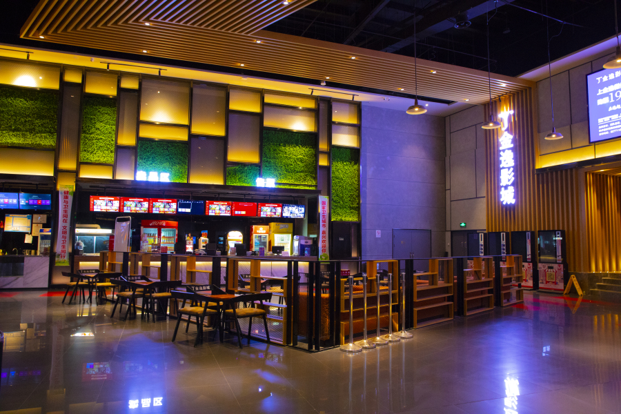 嘉兴江南摩尔夜晚灯光璀璨,曾经繁华地方