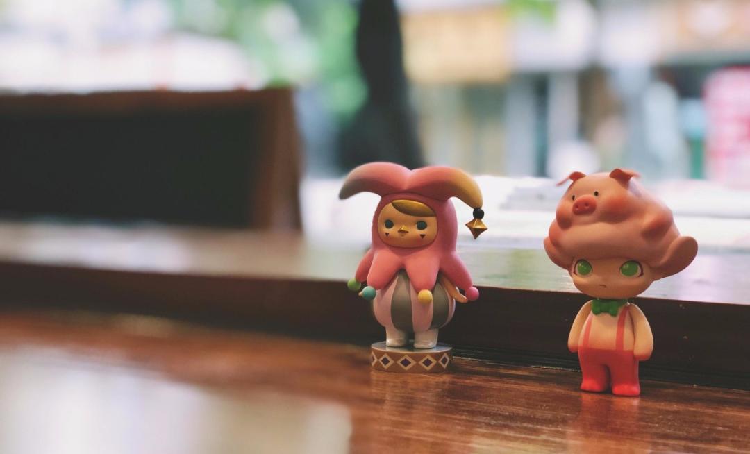 优质声线的PK,各大企业都上线播客平台,下一波走红将是中文播客