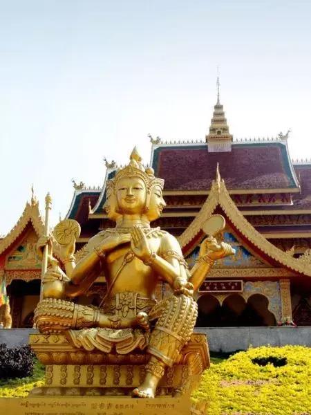 皇帝也会被骗?泰国镇国至宝,价值20亿的翡翠佛很可能不是翡翠