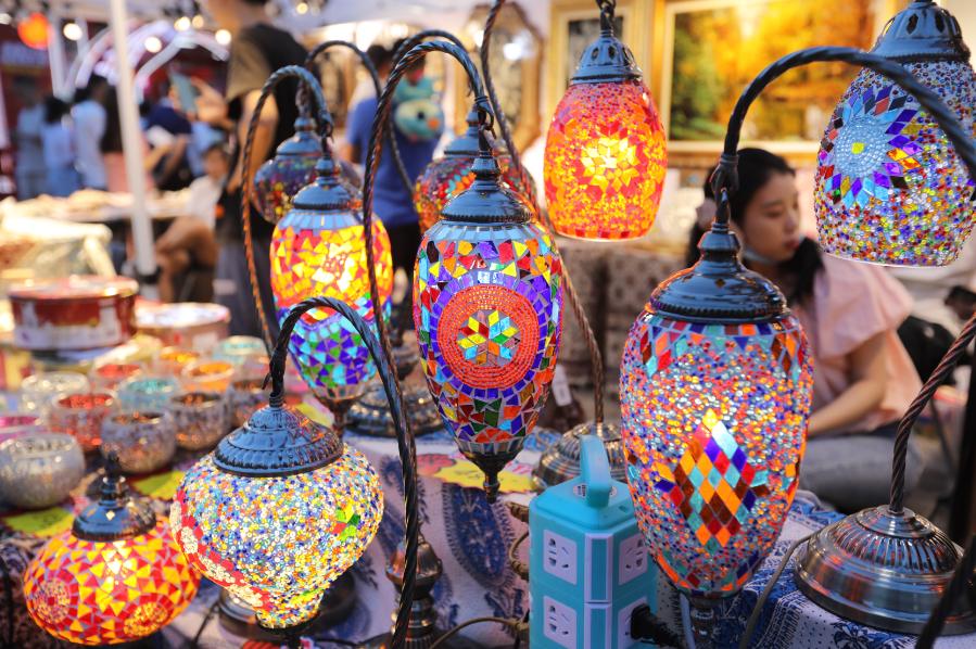 贵阳潮人为何扎推前往这里吃喝玩乐购？速戳