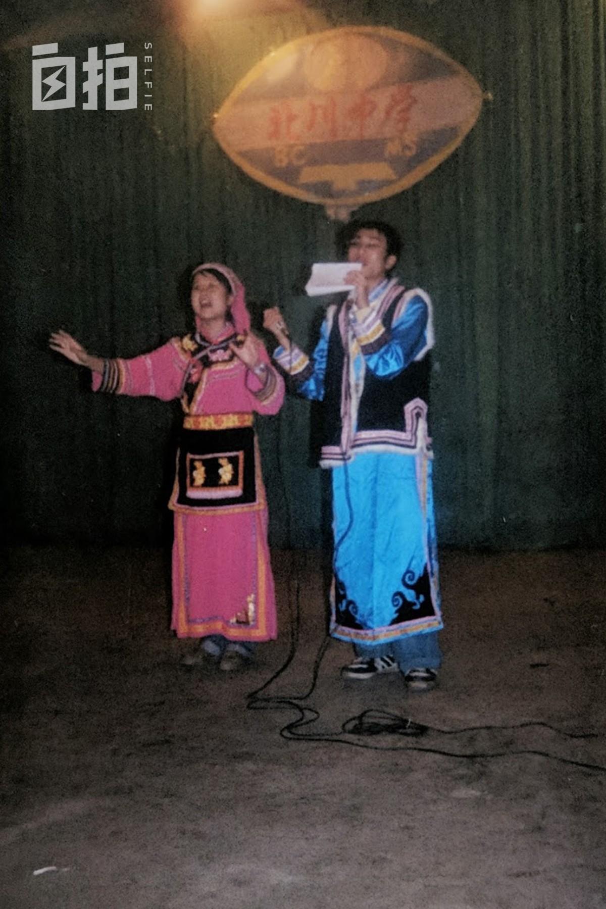 21岁失去两位亲人,21岁少年失去双亲