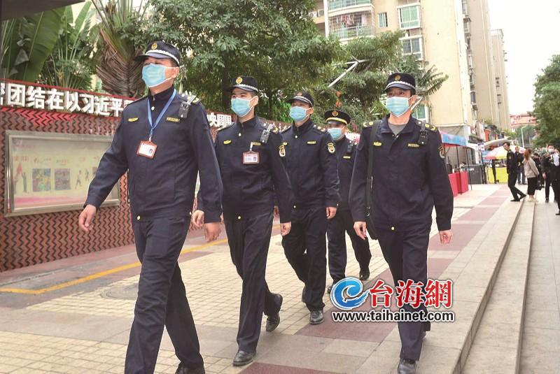 厦门门前三包整治地摊,街道开展门前三包宣传