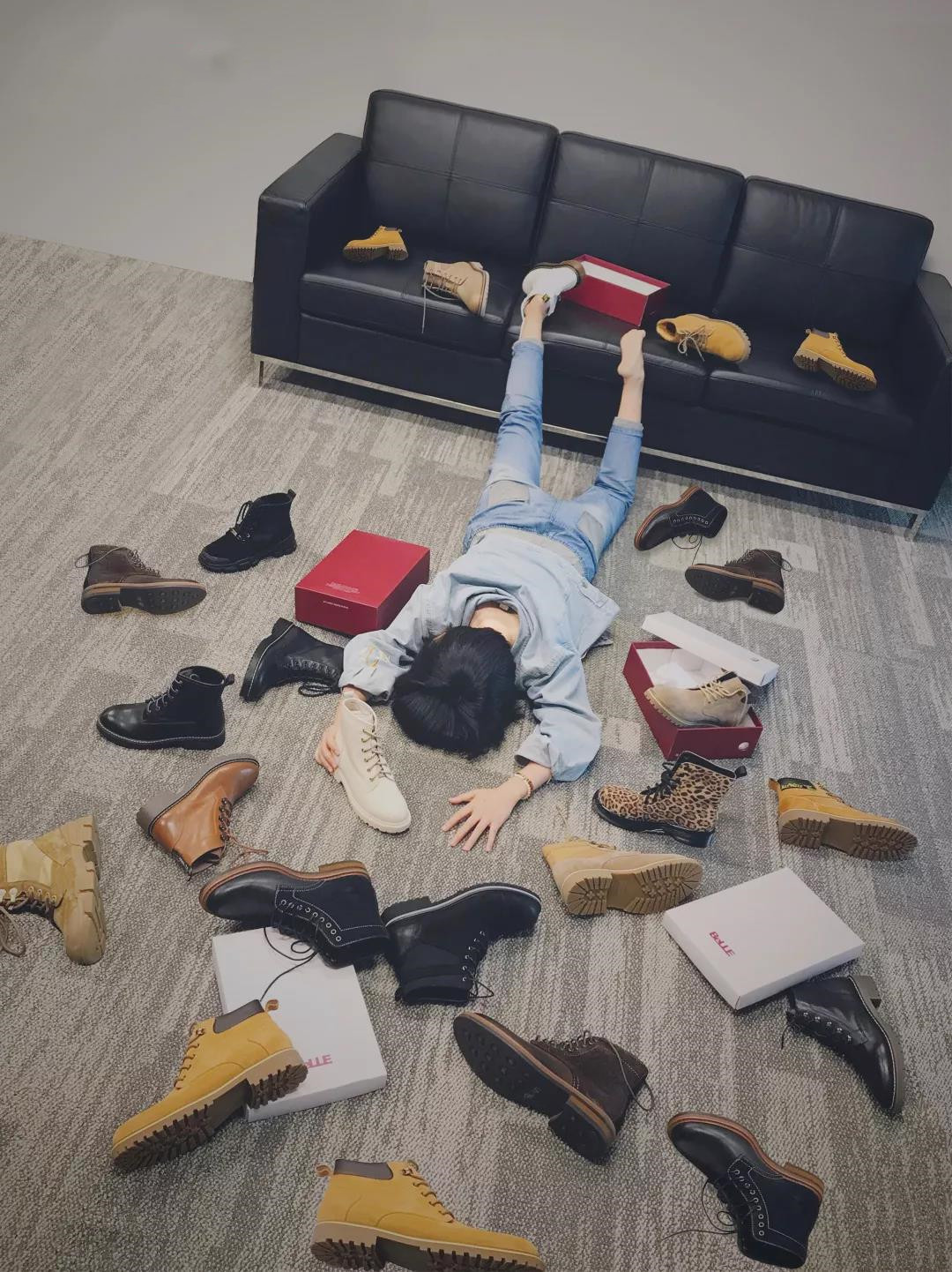 靴子夏季穿搭马丁靴,适合夏天穿的女靴马丁靴