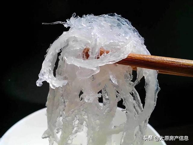 燕窝是泰国燕窝还是印尼燕窝好,燕窝是什么味道的好吃吗