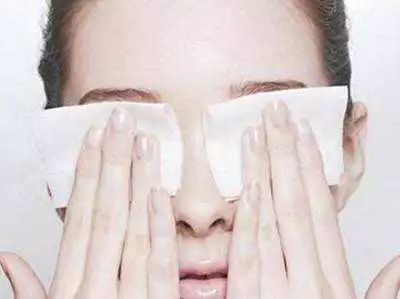 割完双眼皮不忌嘴会怎样,全切双眼皮疤痕增生期是什么时候