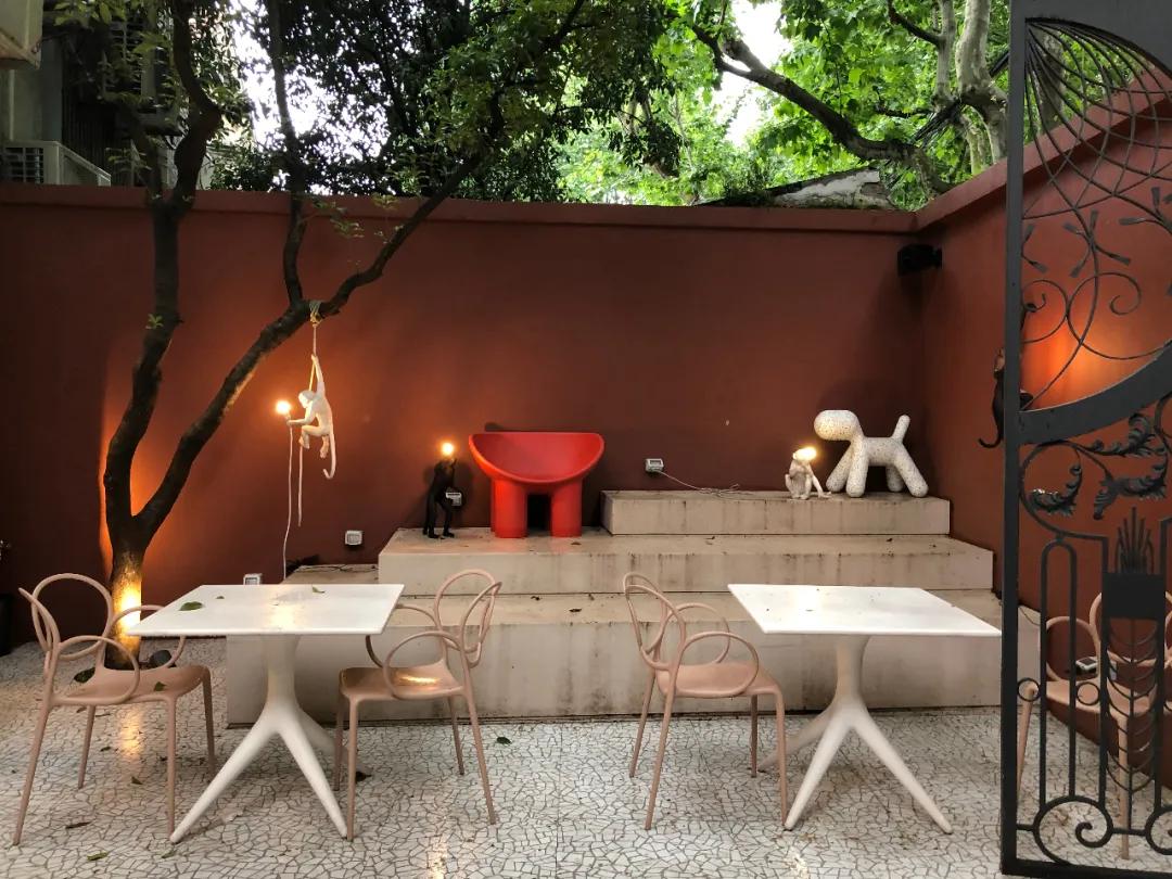 v8vantage2023,v8vantagev12vantage