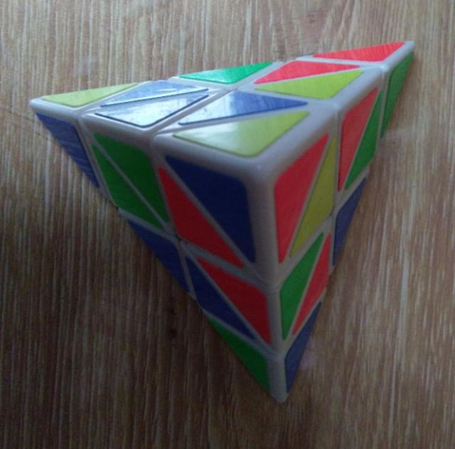 教我玩魔方的手法,我和魔方有个约定