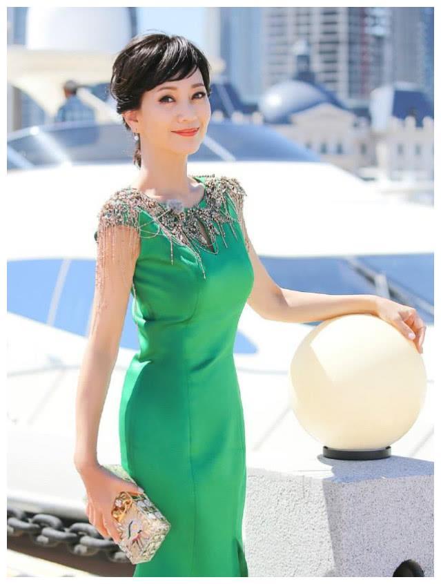 “最美白娘子”赵雅芝的前尘往事