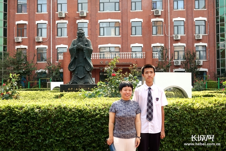 石家庄今年高考最高分是多少,石家庄最高分