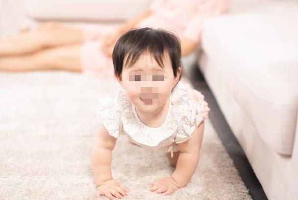 双胞胎姐妹喝豆浆和喝牛奶的区别,双胞胎一个喝奶一个喝豆浆