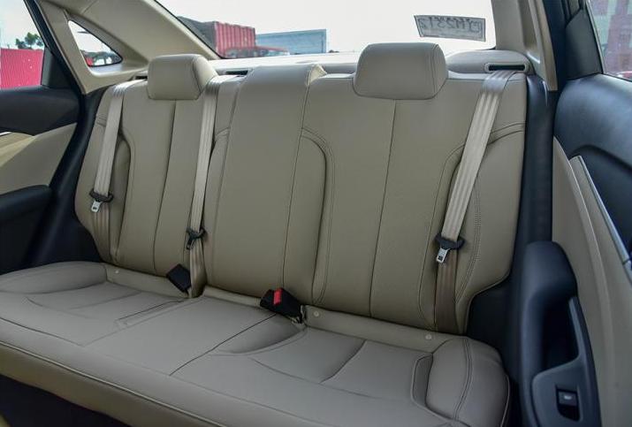 别克英朗2021款1.3T自动精英版落地,别克英朗新车卖2.38万