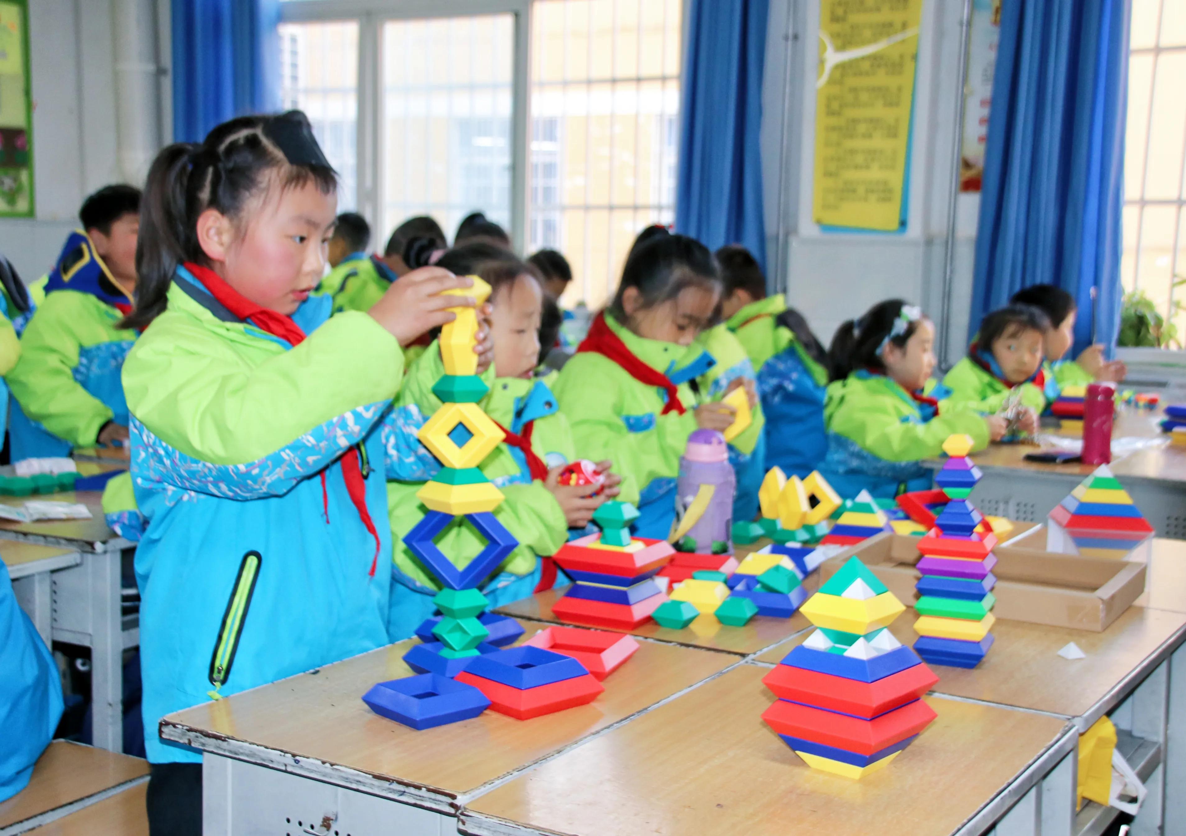 新时代小学教育育人模式,小学特色教育新举措