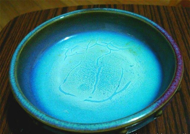 去老乡家瞟见“烟灰缸”，用4块钱顺走，转经几手180万拍卖成交