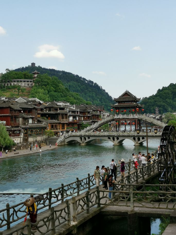 读你千遍不如一见,读你千遍不如见你一面