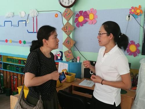 家长在老师群发错消息,老师发信息发错群