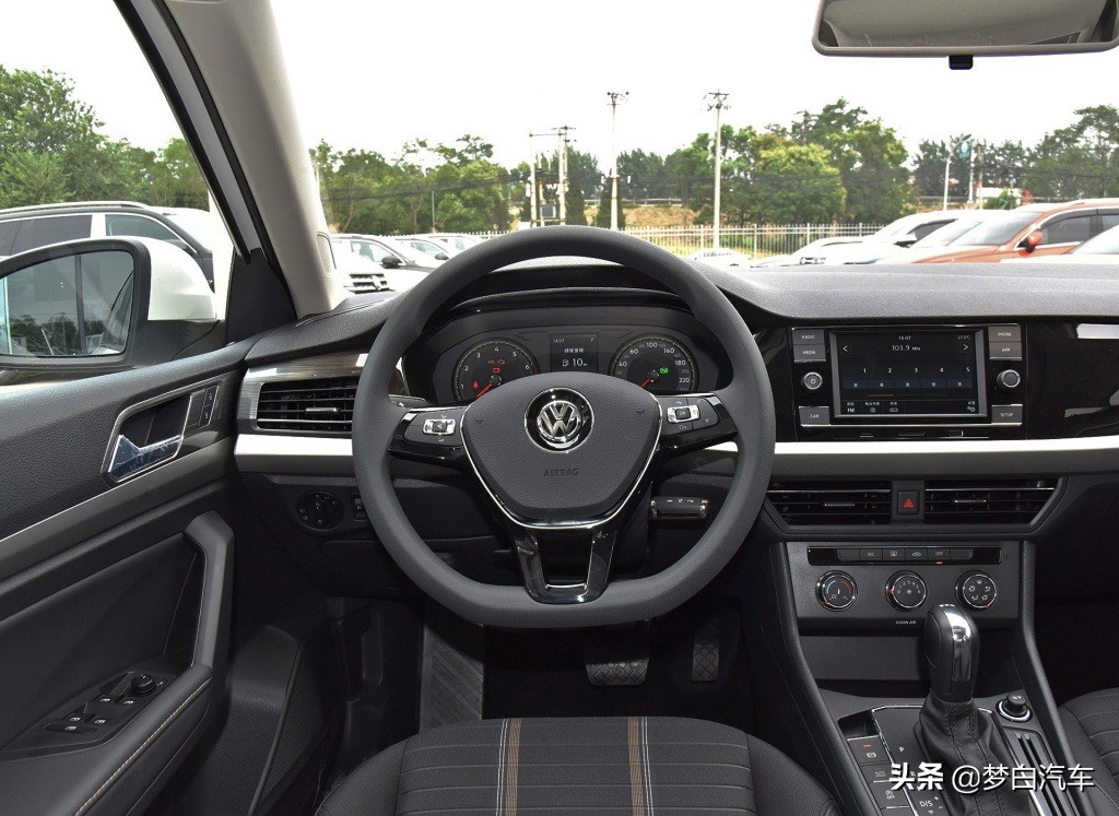 大众朗逸丰田卡罗拉和轩逸哪个好,朗逸宝来卡罗拉思域轩逸选哪个