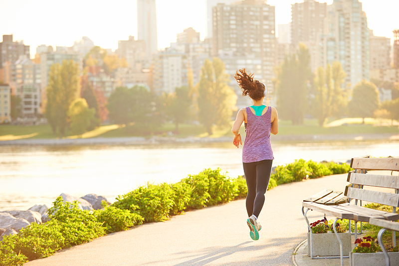 天气恶劣不适合飞行怎么做,天气不适合跑步吗