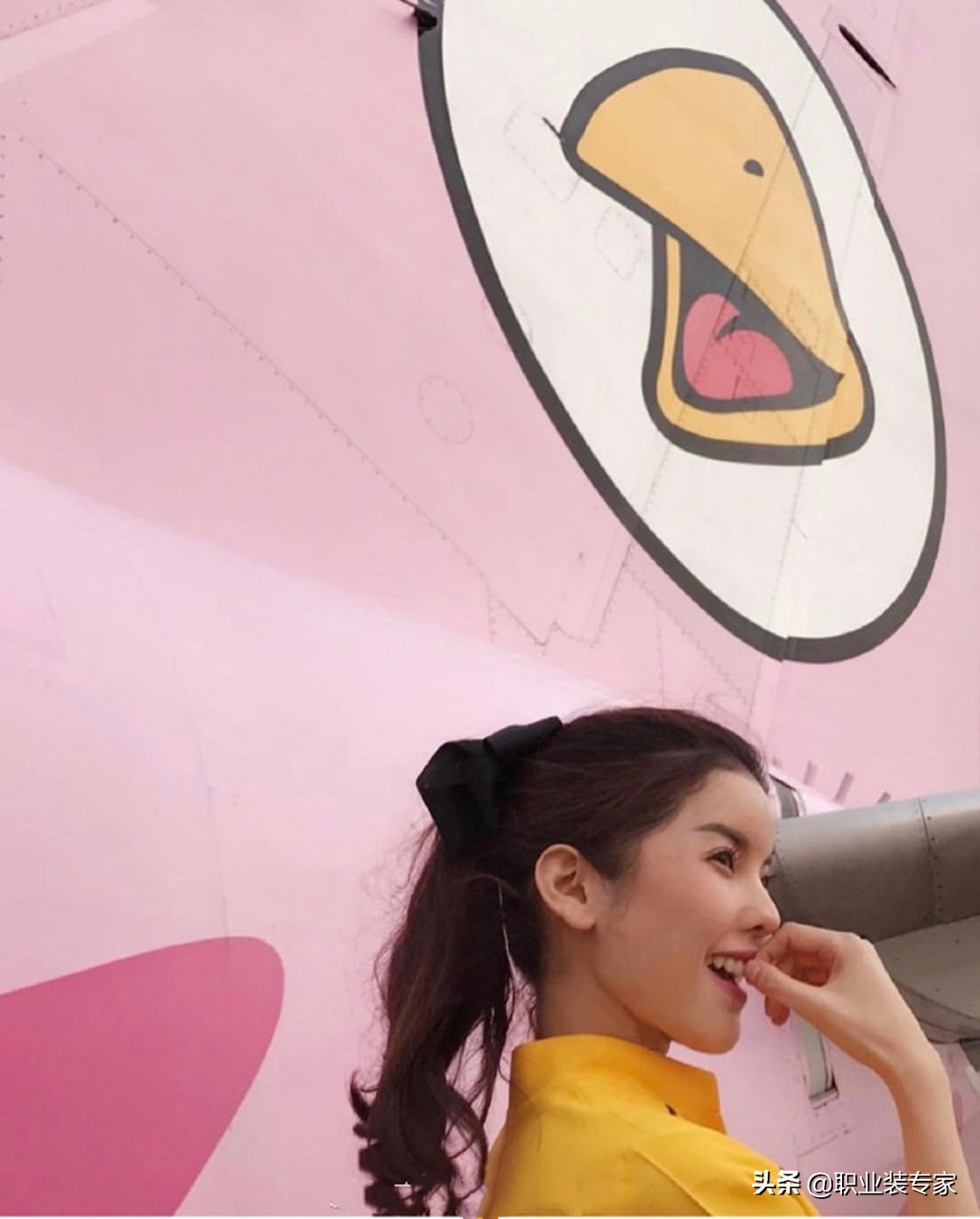 泰国酷鸟航空空姐服,泰国国际航空公司制服特色