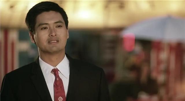 1987年，周润发32岁，钟楚红27岁，拍了一部难以超越的童话爱情