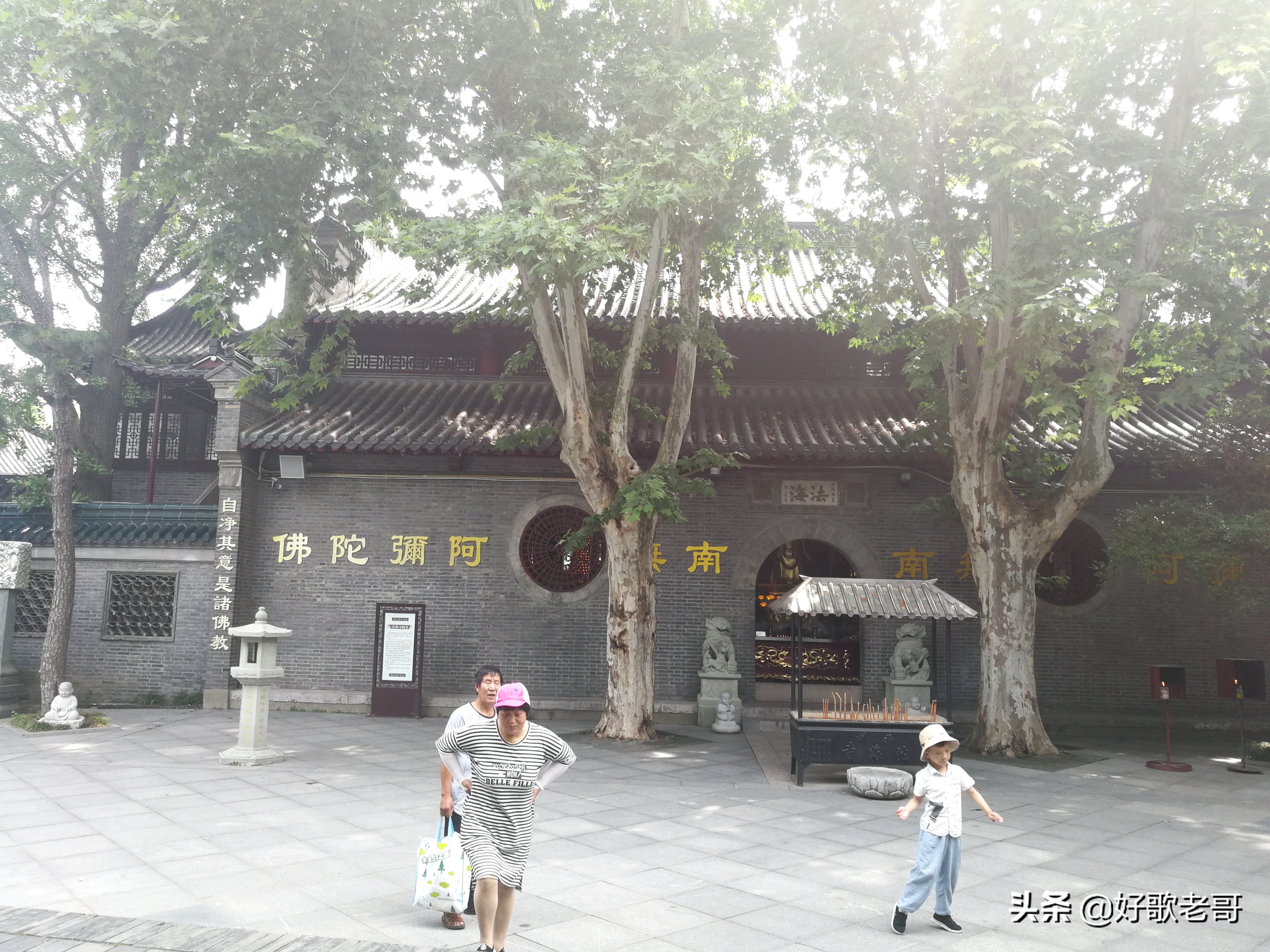 十里湖光，清澄缥碧，花木扶疏，连绵滴翠…瘦西湖游记