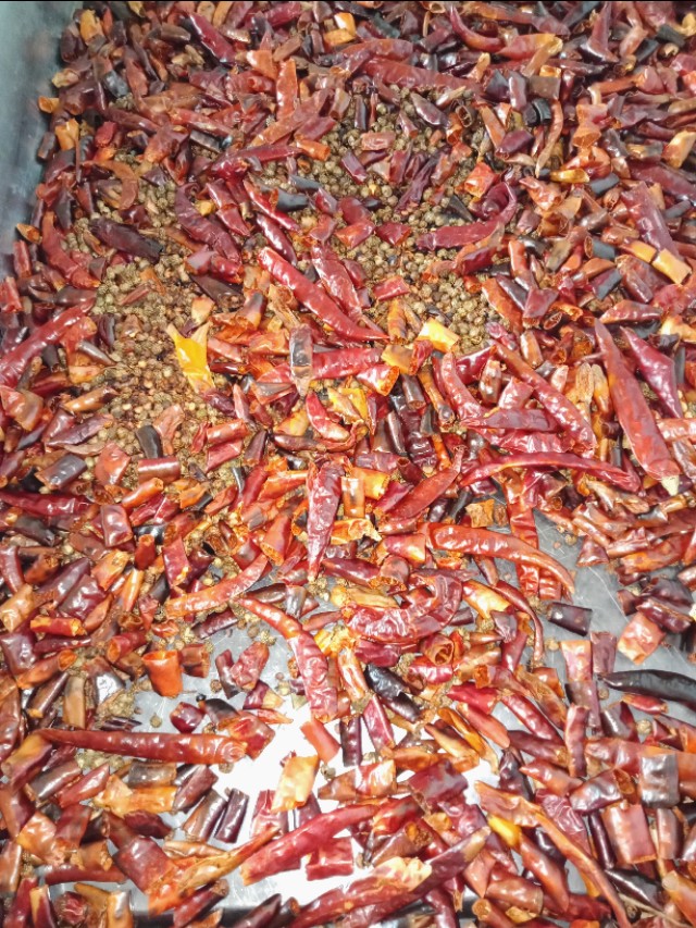 川味麻辣料配方比例,川菜小吃麻辣粉的做法视频