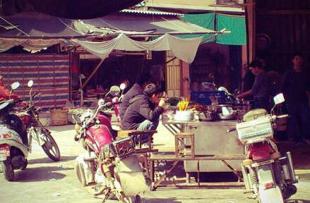 猪脚饭陪海口人长大,海口人陪猪脚饭老去